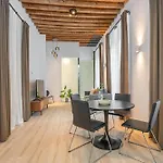 Apartman Feelathome Conde *