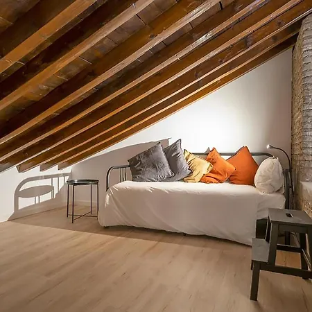 Feelathome Conde Apartment